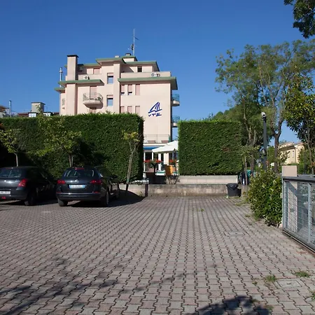 Ute 3* Lido di Jesolo